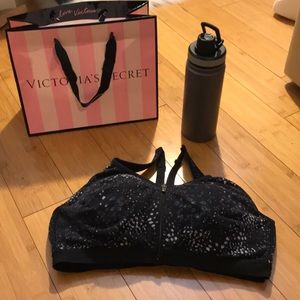 Victoria secret knockout sport bra 38c